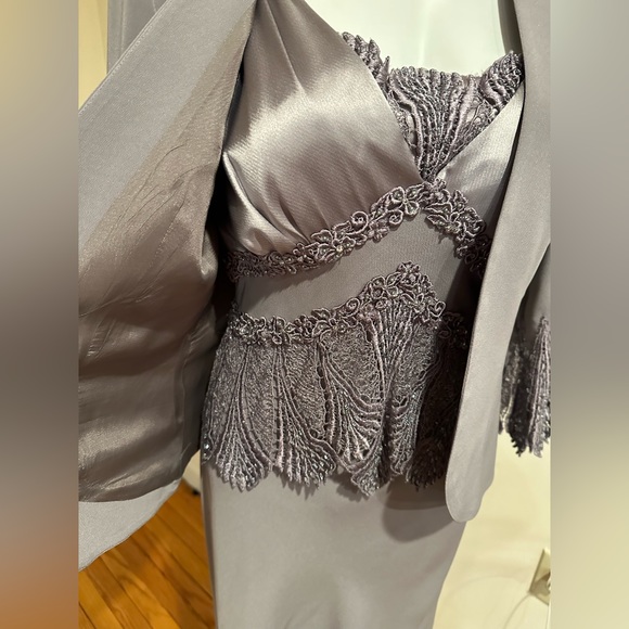 Montage By Mon Cheri Elegant Pewter Frost Gown W/Jacket Set Color Sz.12 - Picture 4 of 16